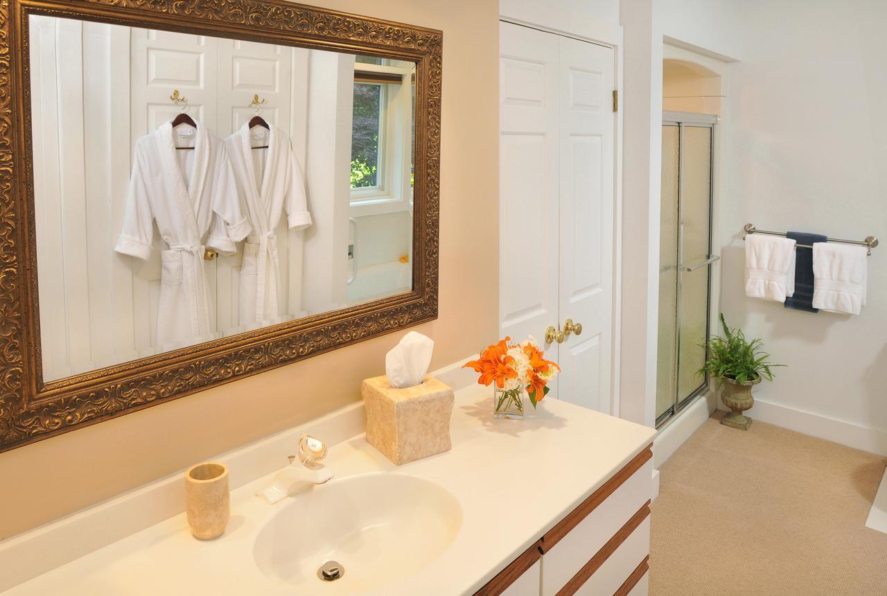 1795 Acorn Inn Bed And Breakfast 캐넌다이과 외부 사진