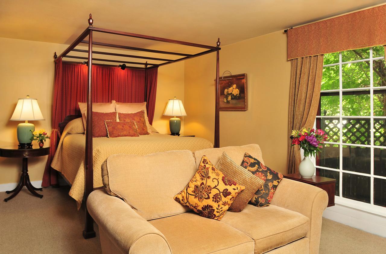 1795 Acorn Inn Bed And Breakfast 캐넌다이과 외부 사진